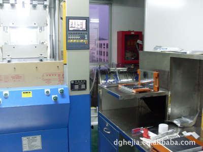 供應優質閃存卡封裝設備 CF、SD、MS全系列專業解決方案